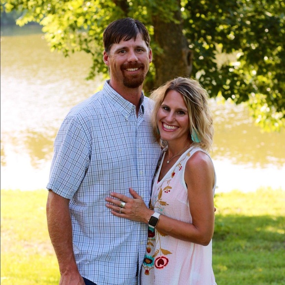 Meet your Posher, Amber - Picture 2 of 2